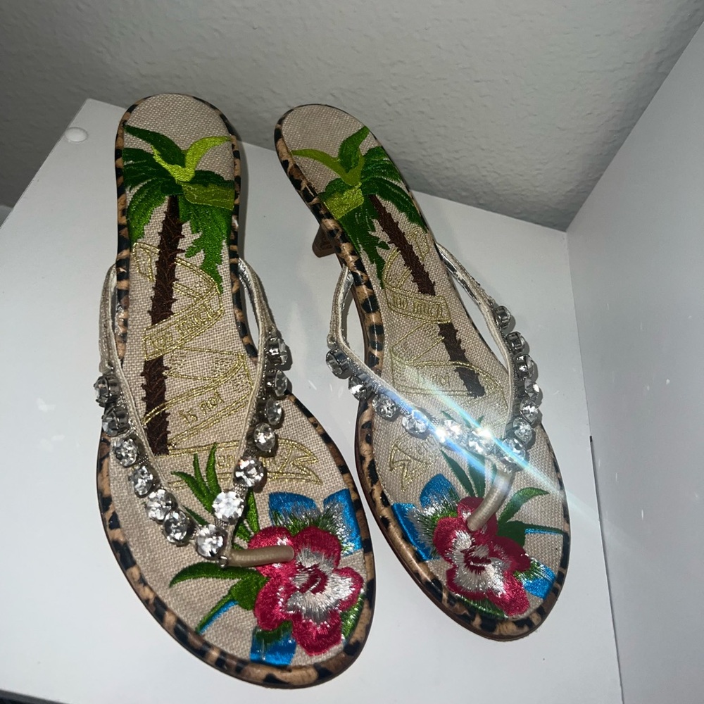Kitten heels with jewels on straps